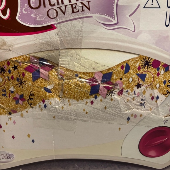 Hasbro Easy Bake Ultimate Oven Baking Star Edition New in open box - Picture 2 of 8